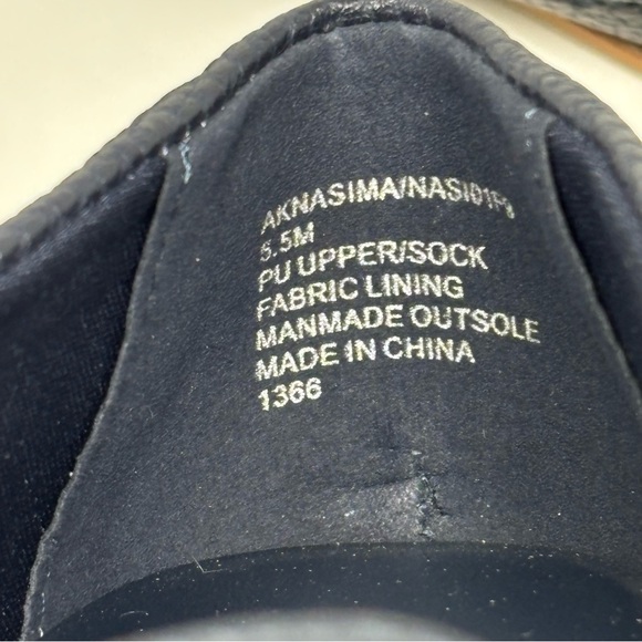 Anne Klein Flex Navy Blue Penny Loafers Size 5.5 NWOT - Picture 9 of 10